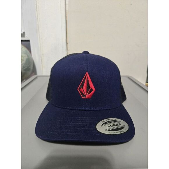 Volcom Full Stone Cheese Trucker Hat Navy/ Red NWT Unisex - Picture 1 of 8